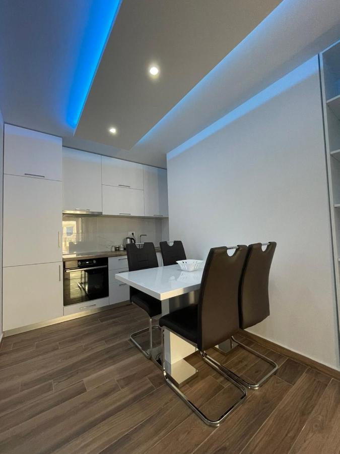 Apartamento Charm Petrovac Exterior foto